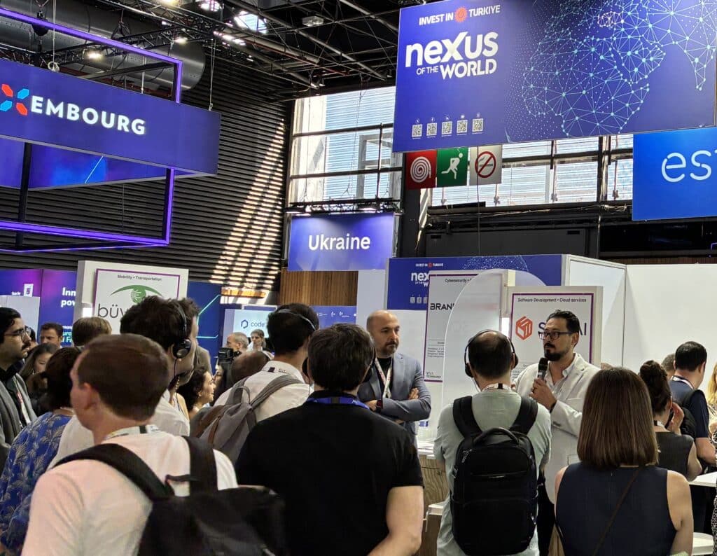 SCW.AI demo at VivaTech.